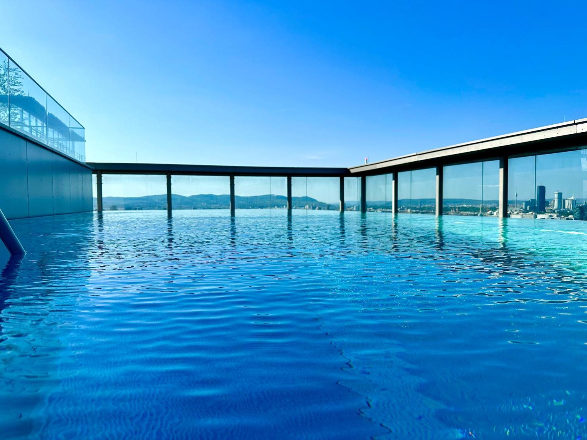 Luxury Penthouse I Rooftop Pool I Self Check-In Wien Exterior foto